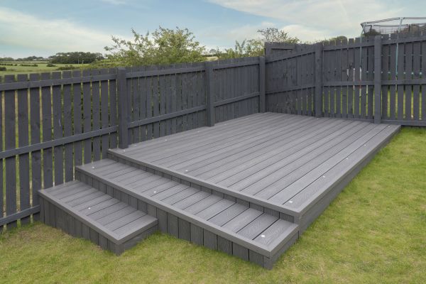 Vinyl Deck Construction in Arlington